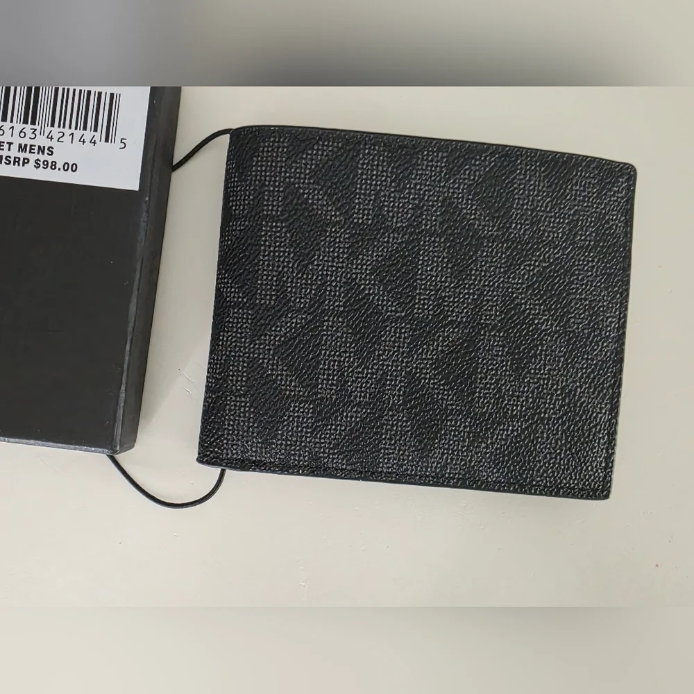 Michael Kors Jet Set Men's Card Slim Billfold Wallet